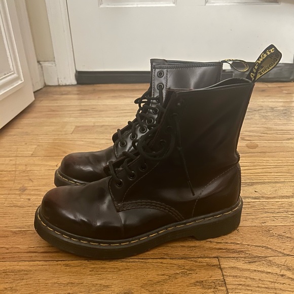 Dark Maroon Dr. Martens boots - Picture 2 of 3
